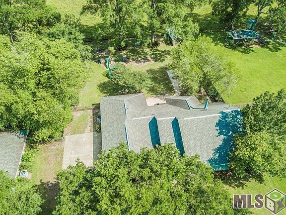 2nd image of 9384 Meadow Ln