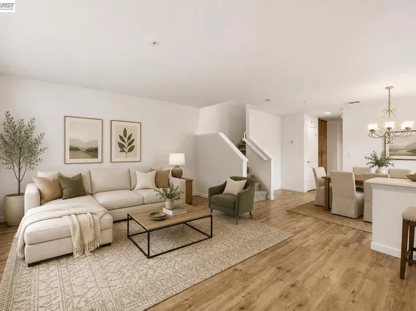 2215 Morningside Ct, Tracy, CA 95376