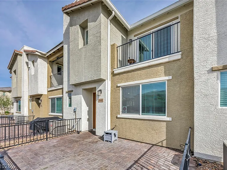 2645 Wimbledon White Ct — Photo 4