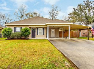 1944 Helen Park Pl, Schriever, LA 70395