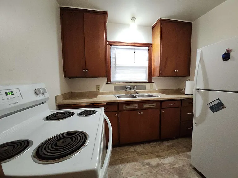 949 Washington Ave #U — Photo 7