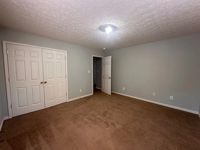 9406 Harlow Ct — Photo 28