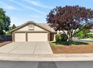 5809 Sheaves Ct, Elk Grove, CA 95758