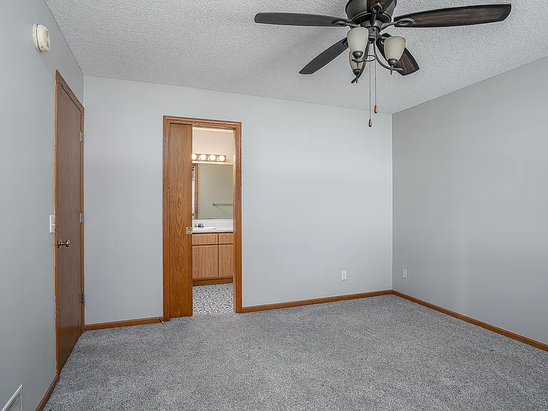 4155 Mallard Ct — Photo 7