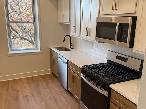 2nd image of 2619 Missouri Ave #1F