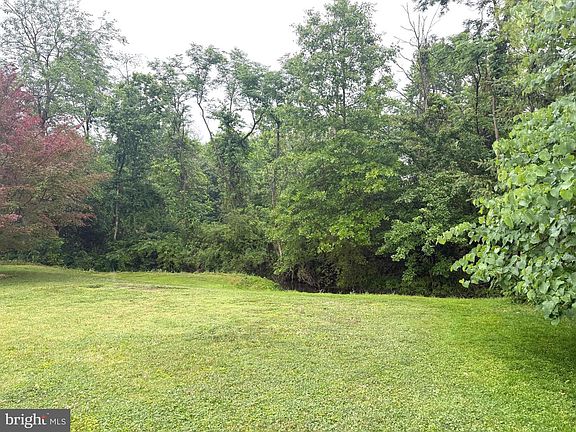 4th image of 1141 Green Tree Rd