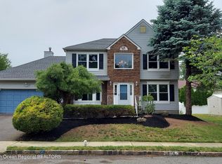 11 Reid Way, Freehold, NJ 07728