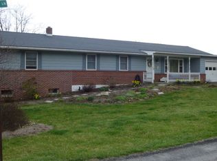 201 Cider Ln, Lewistown, PA 17044