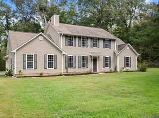 9839 Byrnes Rd, Saint Francisville, LA 70775