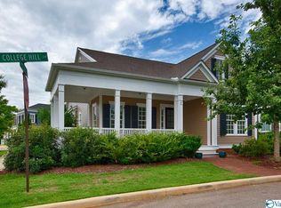 26 College Hill Cir, Huntsville, AL 35806