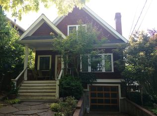 933 30th Ave, Seattle, WA 98122