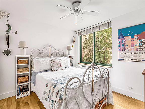 5th image of 295 Greenwich St #4PN