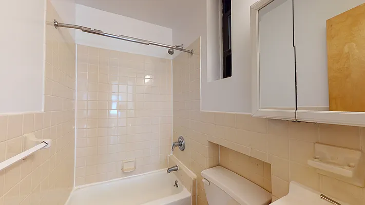 Rented by Bond New York | media 6