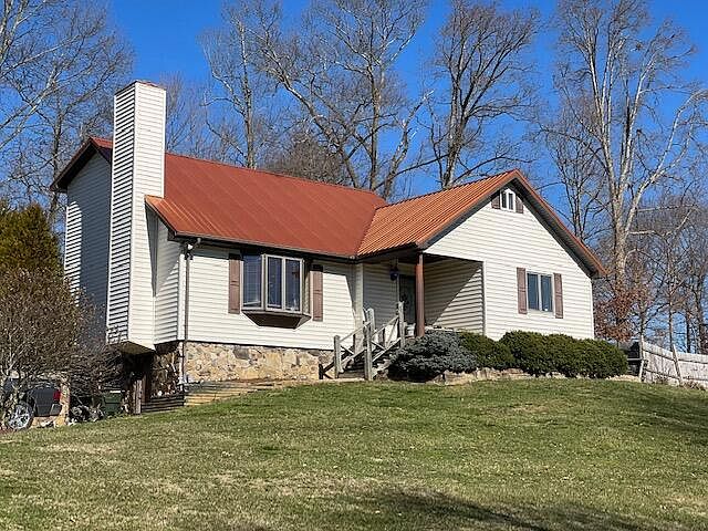 1st image of 110 Harmony Acres Dr E #E