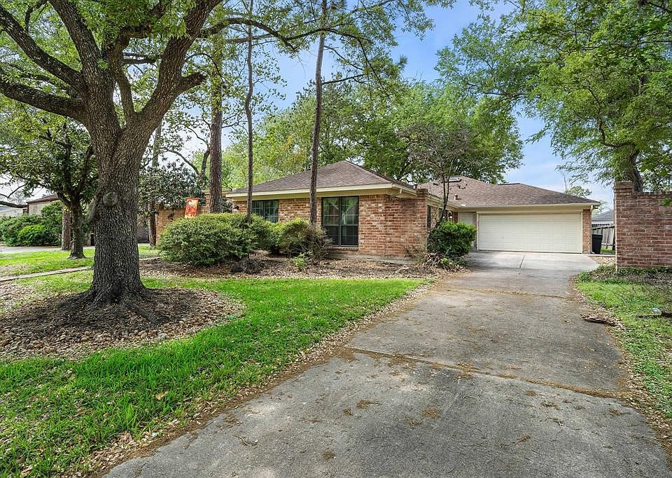 1st image of 12110 Nova Dr
