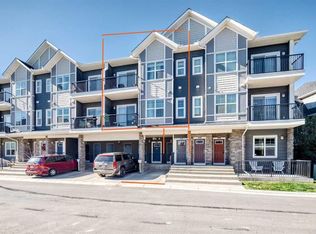 250 E Fireside Vw #803, Cochrane, AB T4C2M2