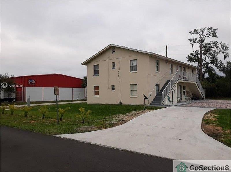 2nd image of 4137 Commercial Dr #4137
