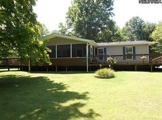 7216 Smith Rd, Williamsfield, OH 44093