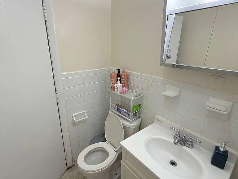 88 Gardner St #2B — Photo 2
