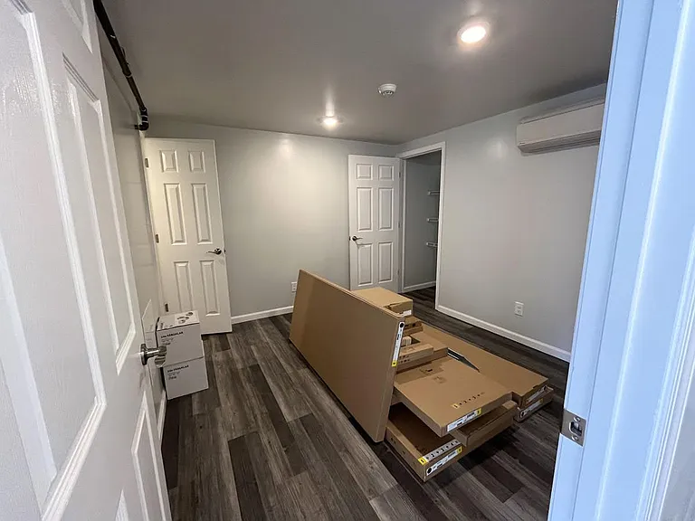 45 E King St #1 — Photo 8