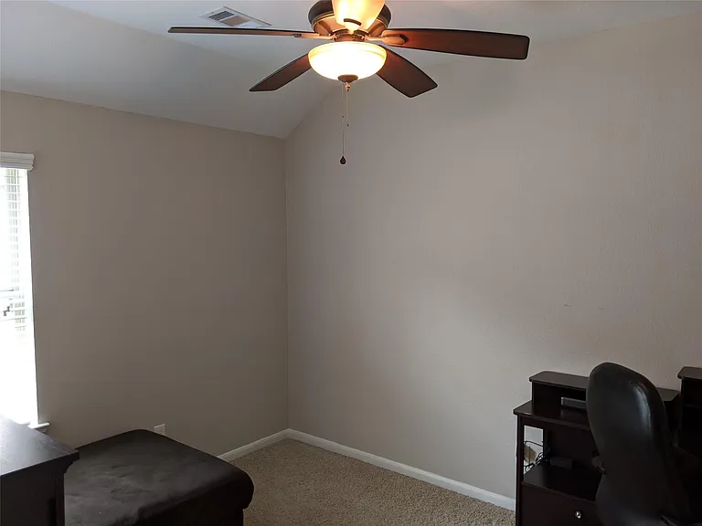 114 N Heritage Mill Cir — Photo 4