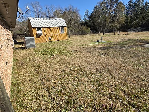4th image of 121 County Road 637