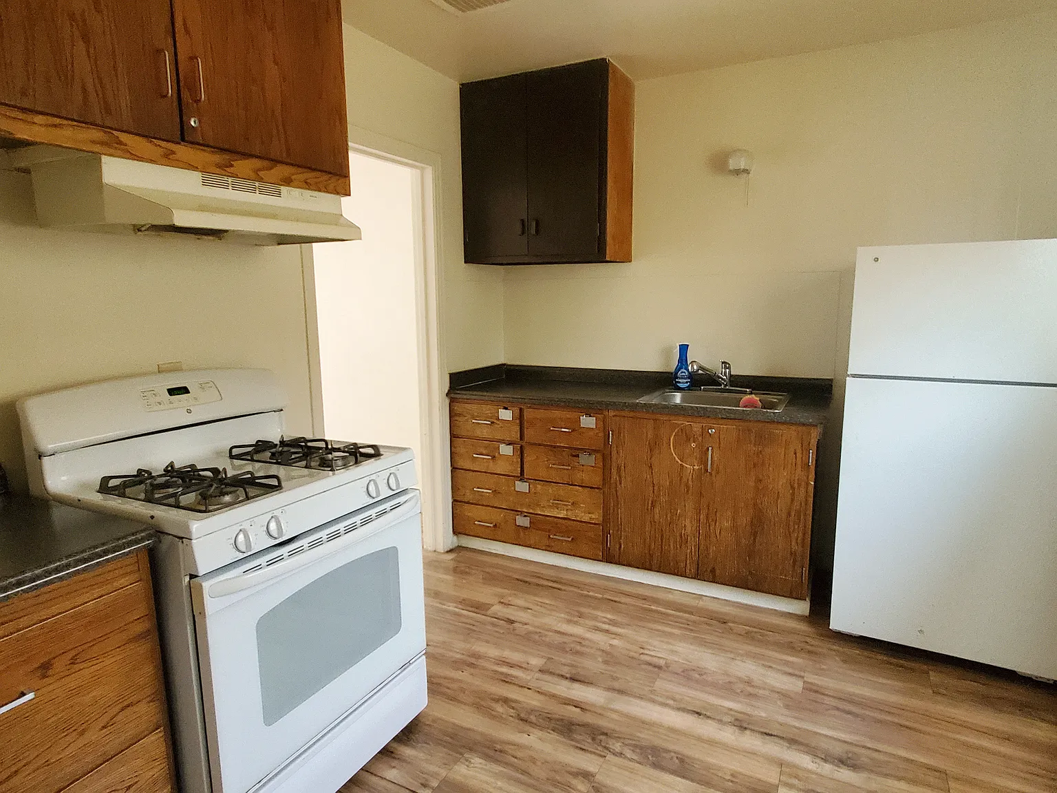 1 bed, 500 sqft, $975 — Photo 3