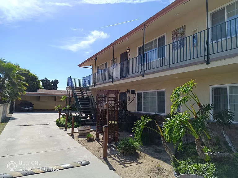 4256 Walnut St #F — Photo 4
