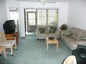 3rd image of 1023 Country Club Dr #413