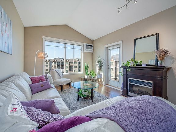 5th image of 3735 Casorso Rd Unit 413