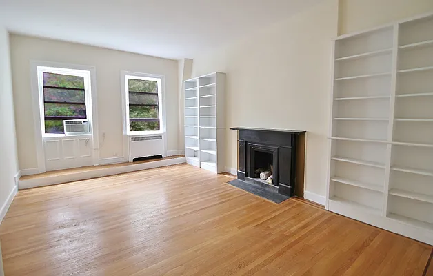 Rented by Julianna Realty Corp | media 1