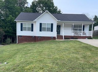 104 Battle Dr, Thomasville, NC 27360