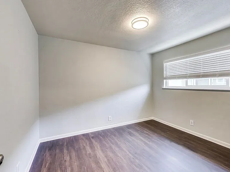 256 La Pala Drive — Photo 10