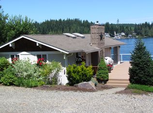 820 E Mason Lake Dr S, Grapeview, WA 98546