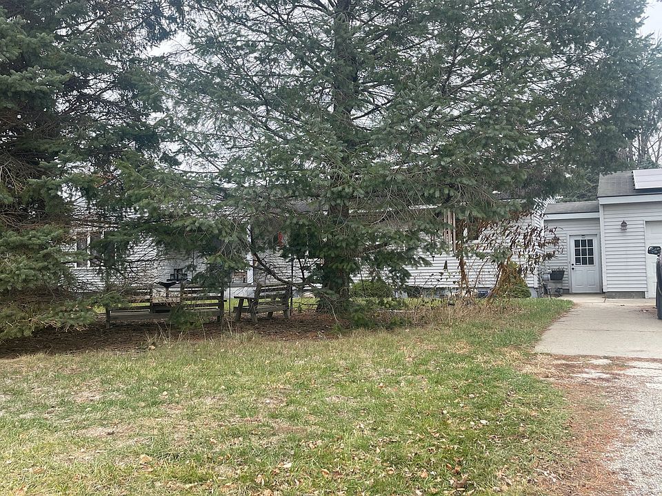 1st image of 1872 Knolson St