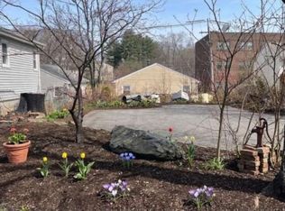 66 Ophelia St, Providence, RI 02909