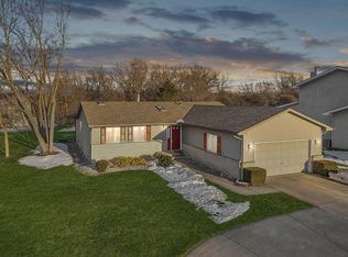 8741 Verbena Ct, Saint John, IN 46373