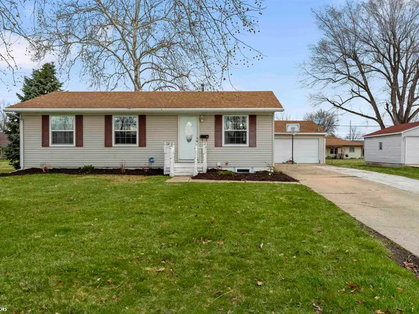 713 E Cedar Ln, Mount Pleasant, IA 52641