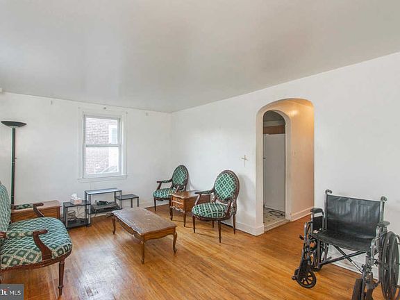 4th image of 3403 Brunswick Ave