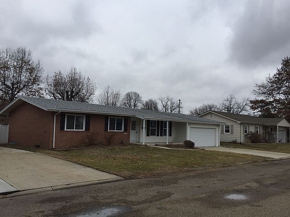 2nd image of 406 Pendik Rd