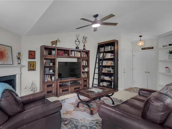 433 Mill Pond Dr, Winston Salem, NC 27106
