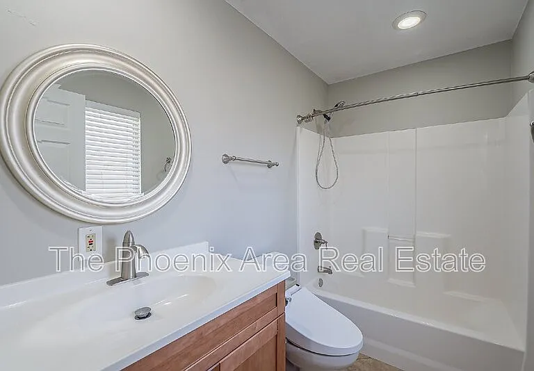 8654 E Windsor Ave — Photo 30