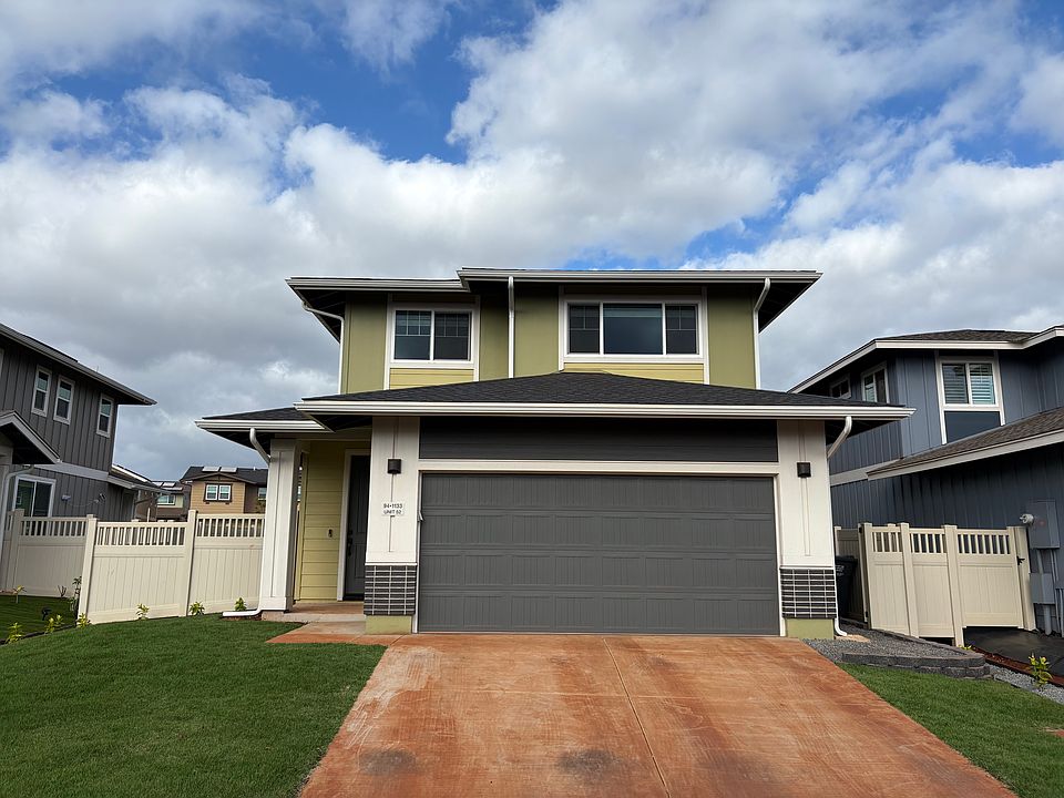 2 car garage with driveway for 2 more cars