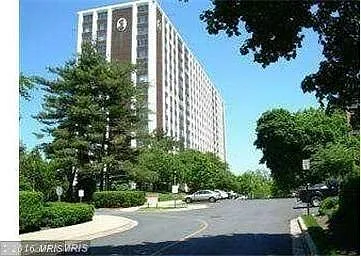 11801 Rockville Pike — Photo 2