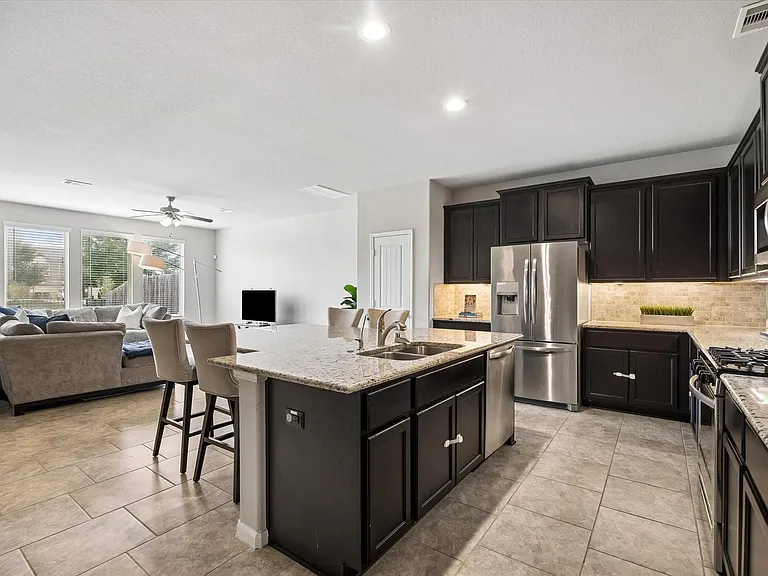 3404 Orchard Bridge Ln — Photo 3