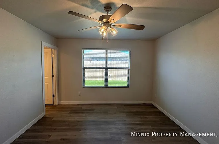 7704 Elm Ave — Photo 10