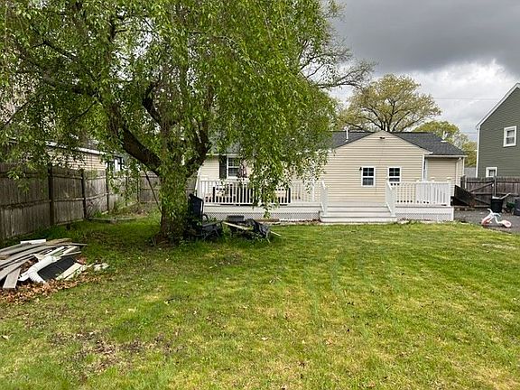 2nd image of 289 Burnham Rd