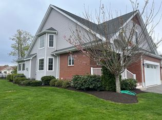 6A Shea Ln, Foxboro, MA 02035