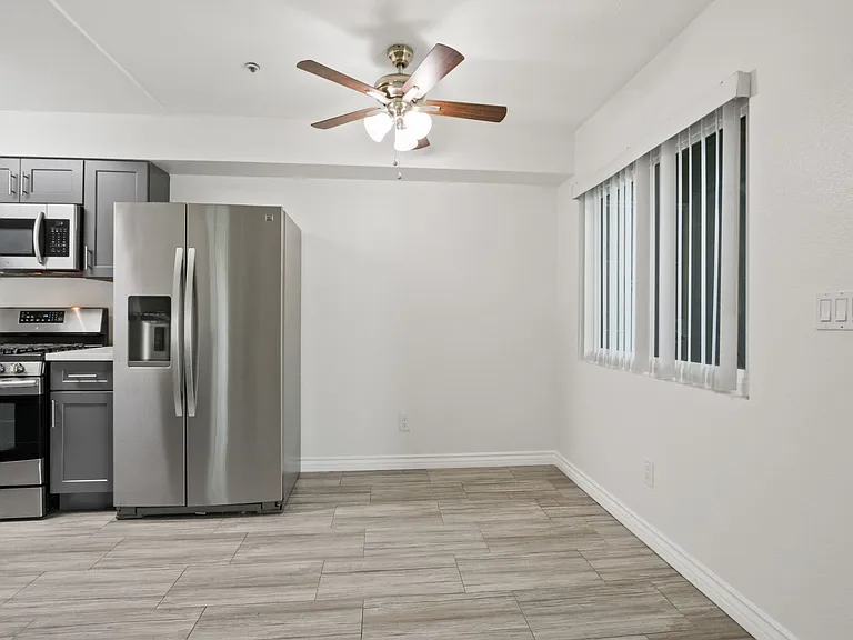 4111 Carol Dr #C — Photo 4