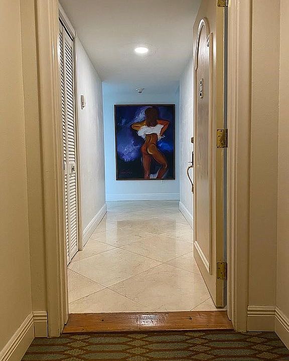 1st image of 550 Ocean Dr APT 4C